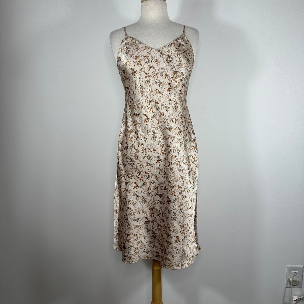 Victoria Secret Slip Dress Nightie Adjustable Strap Cream Floral Size Small